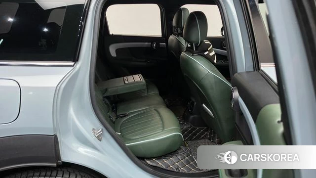 Mini Cooper S Countryman 2023 Цвет галактики из Кореи, фото 2