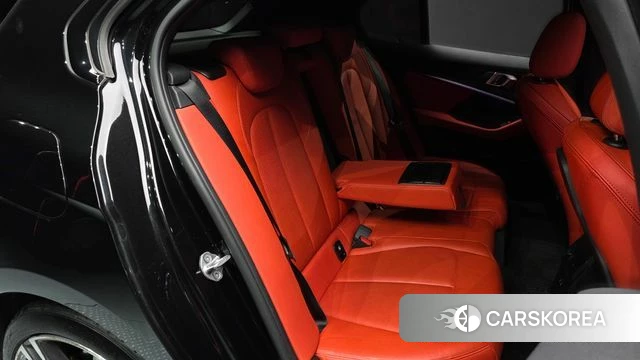BMW 1 Series (F40) 2021 Черный из Кореи, фото 2