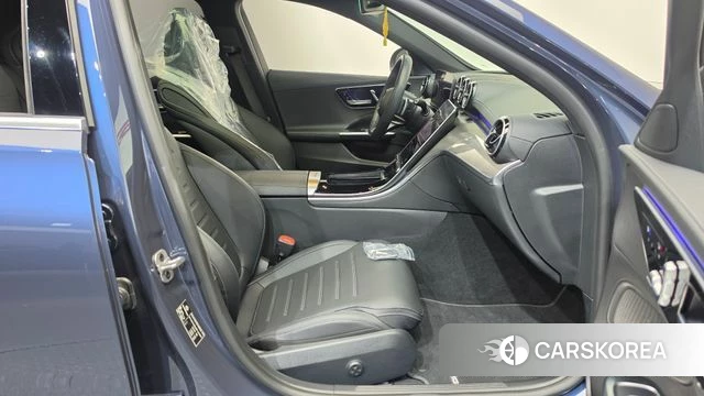 Mercedes-Benz C-Class W206 2024 Синий из Кореи, фото 2