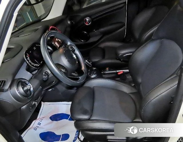Mini Cooper 2021 Жемчужный цвет из Кореи, фото 2