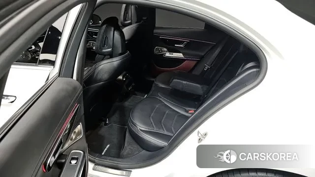 Mercedes-Benz E-Class W214 2025 Белый из Кореи, фото 2