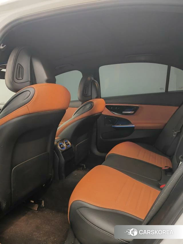 Mercedes-Benz Class C 2023 Белый из Китая, фото 2