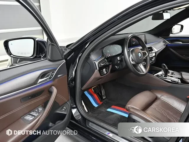 BMW 5 Series (G30) 2020 Черный из Кореи, фото 2