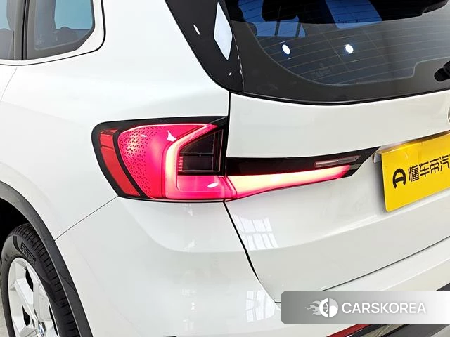 BMW X1 2024 Белый из Китая, фото 2