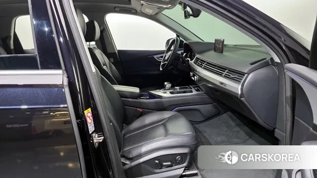 Audi Q7 (4M) 2019 Черный из Кореи, фото 2