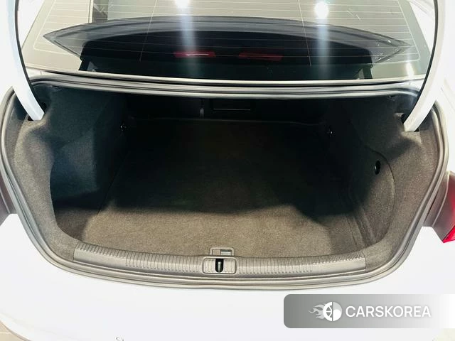 Audi A3 2020 Белый из Китая, фото 2