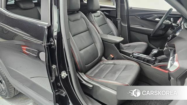 Chevrolet (GM Daewoo) Trailblazer 2020 Черный из Кореи, фото 2