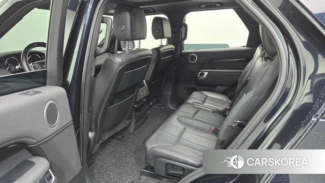 Land Rover Discovery 5 2018 Черный из Кореи, фото 2