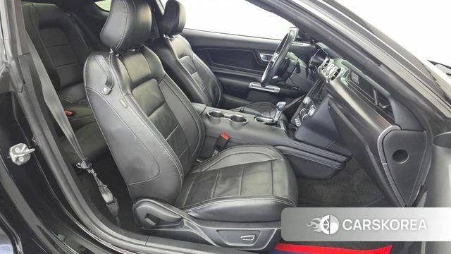 Ford Mustang 2018 Черный из Кореи, фото 2