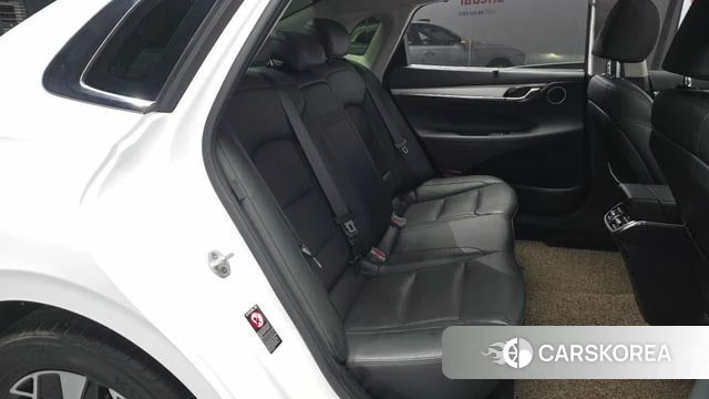 Hyundai The New Grandeur IG Hybrid 2022 Белый из Кореи, фото 2