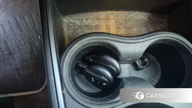 Mini Cooper S Countryman 2022 Светло-серебряный цвет из Кореи, фото 2