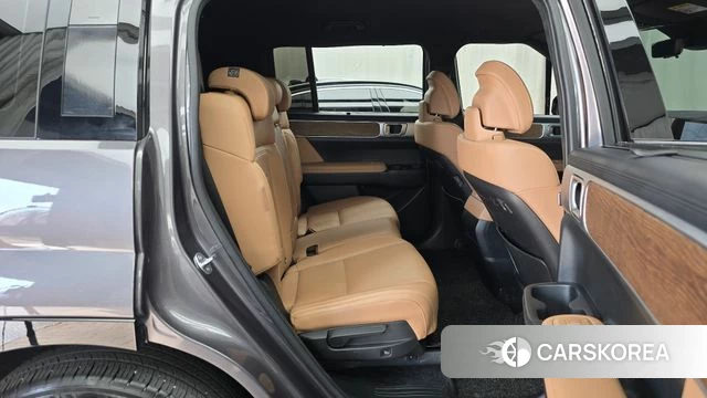 Hyundai Santa Fe (MX5) 2024 Серый из Кореи, фото 2