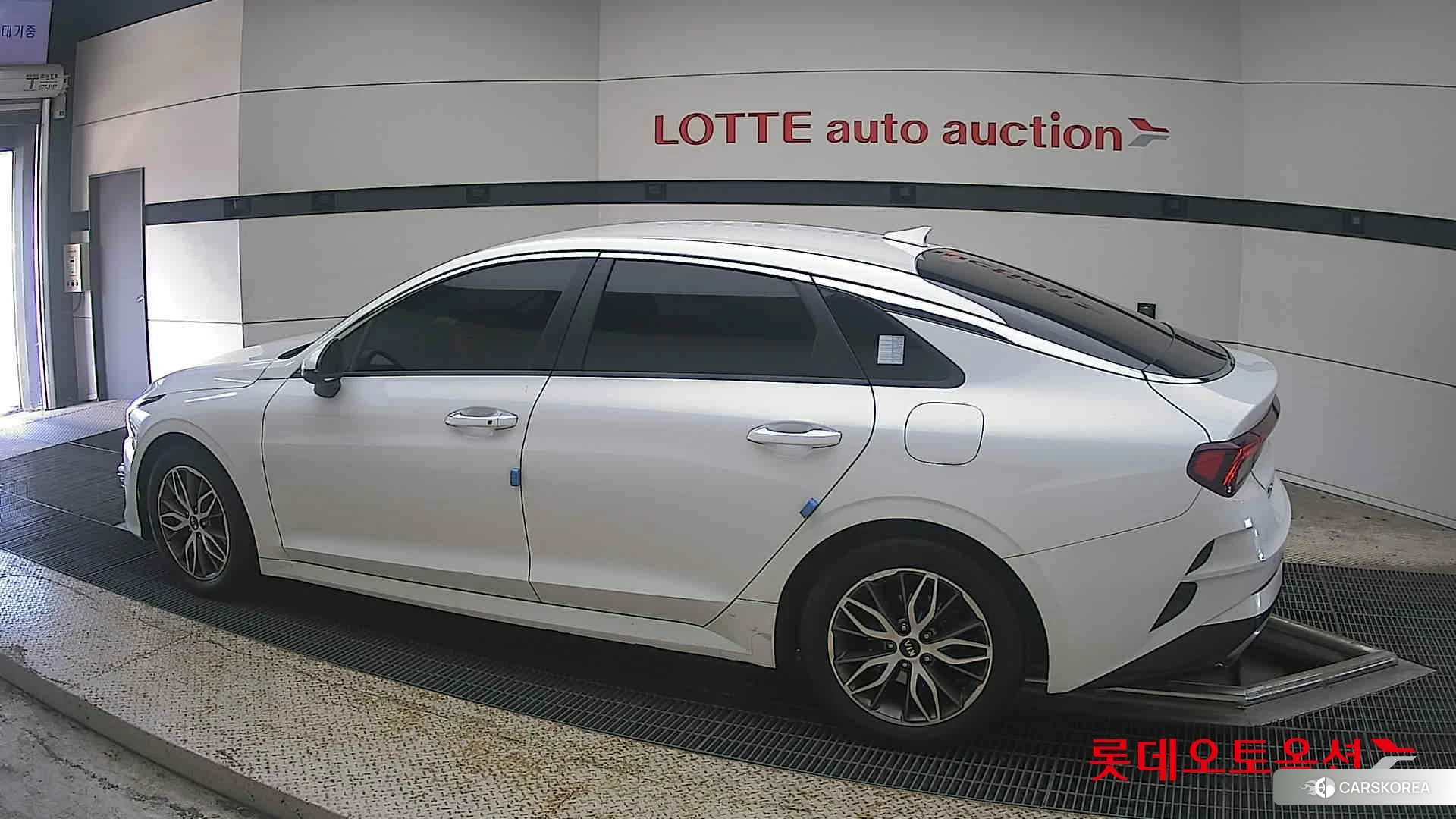 Kia K5 2021 Snow White Pearl (optional) из Кореи, фото 2