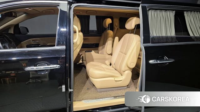 Kia The New Carnival 2019 Черный из Кореи, фото 2