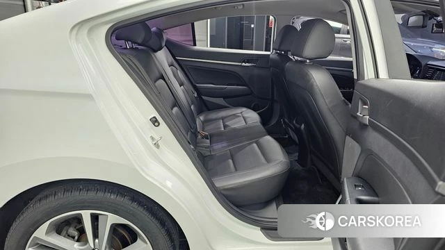 Hyundai Avante AD 2018 Белый из Кореи, фото 2
