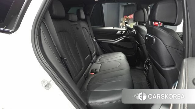 BMW X5 (G05) 2024 Белый из Кореи, фото 2