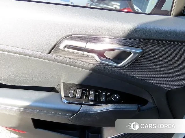 Kia Sportage 5th Generation 2022 Белый из Кореи, фото 2