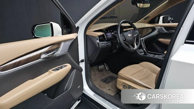 Cadillac XT6 2023 Белый из Кореи, фото 2