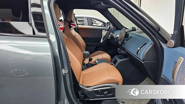 Mini Cooper S Countryman 3rd Generation 2024 Небесно-голубой из Кореи, фото 2