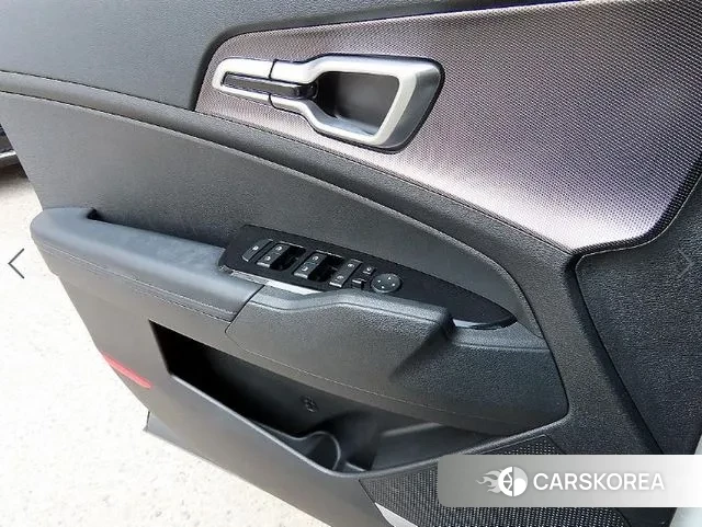 Kia Sportage 5th Generation 2022 Белый из Кореи, фото 2