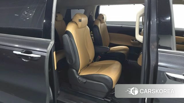 Kia Carnival 4th generation 2021 Серый из Кореи, фото 2