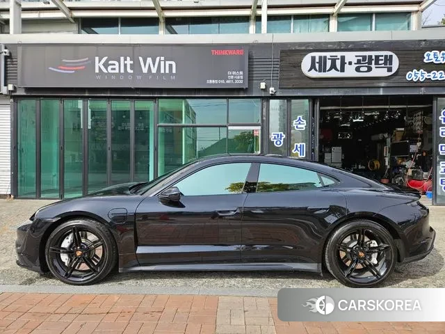 Porsche Taycan 2021 Черный из Кореи, фото 2