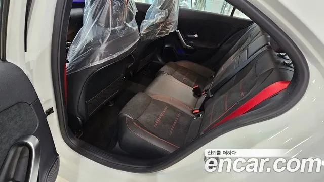 Mercedes-Benz A-Class W177 2024 Белый из Кореи, фото 2