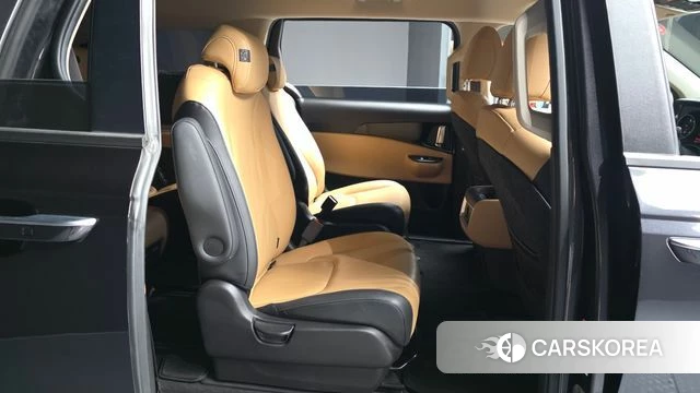 Kia Carnival 4th generation 2020 Серый из Кореи, фото 2