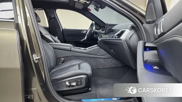 BMW X6 (G06) 2025 Коричневый из Кореи, фото 2