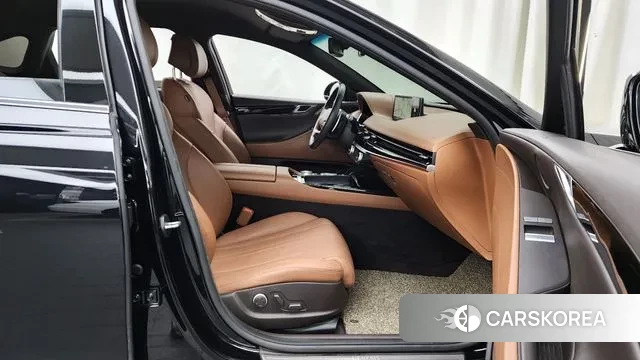 Genesis G80 (RG3) 2022 Черный из Кореи, фото 2