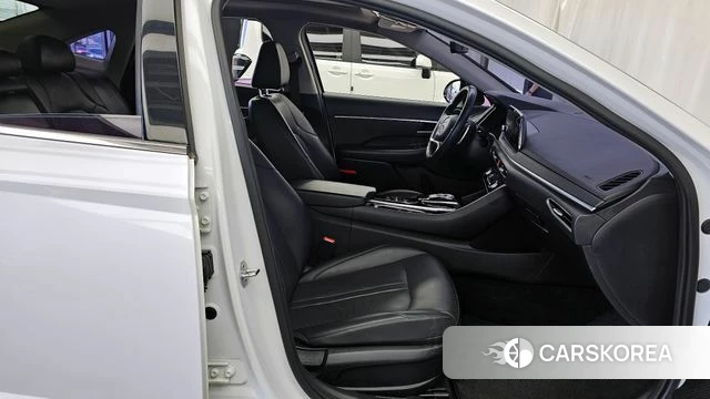Hyundai Sonata (DN8) 2019 Белый из Кореи, фото 2