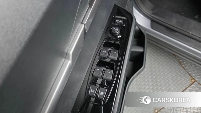 Ssangyong The New Torres 2024 Серебряный из Кореи, фото 2