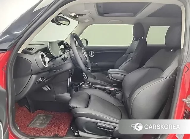 Mini Cooper 2021 Красный из Кореи, фото 2