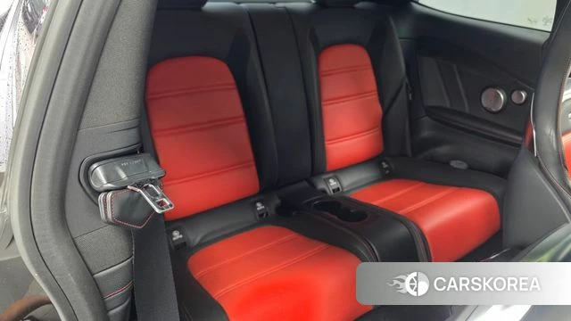 Mercedes-Benz C-Class W205 2018 Черный из Кореи, фото 2