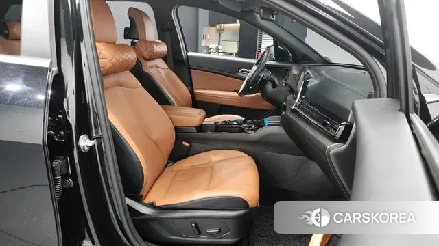 Kia Sportage 5th Generation Hybrid 2022 Черный из Кореи, фото 2