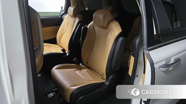 Kia Carnival 4th generation 2021 Белый из Кореи, фото 2