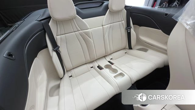 Mercedes-Benz CLE-Class C236 2025 Белый из Кореи, фото 2
