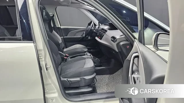 Citroen / DS Grand C4 Spacetourer 2018 Белый из Кореи, фото 2