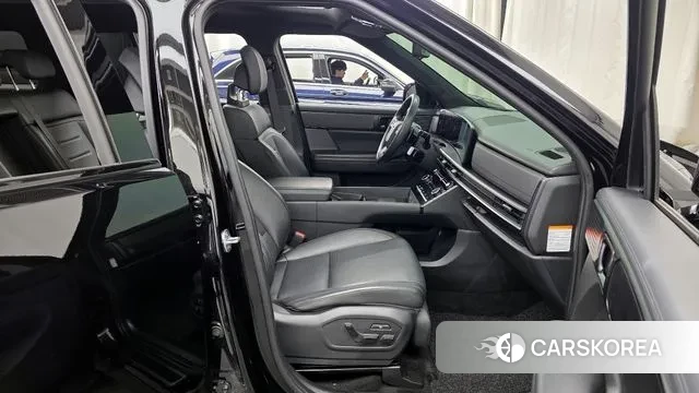 Hyundai Santa Fe (MX5) 2023 Черный из Кореи, фото 2