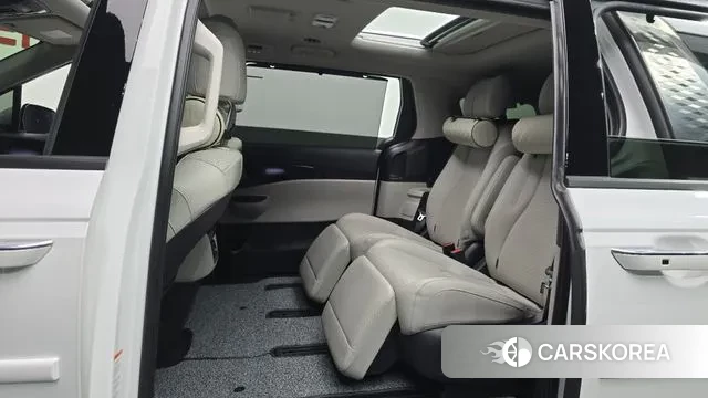 Kia Carnival 4th generation 2023 Белый из Кореи, фото 2