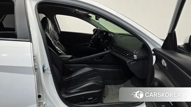 Hyundai Avante (CN7) 2022 Белый из Кореи, фото 2