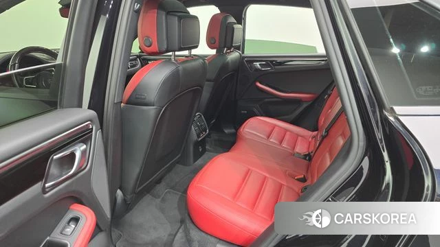 Porsche Macan 2021 Черный из Кореи, фото 2
