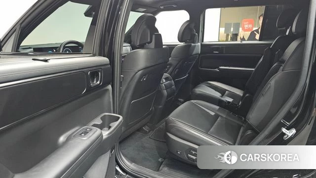 Hyundai Santa Fe (MX5) 2023 Черный из Кореи, фото 2