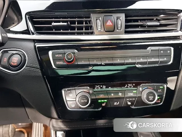 BMW X2 (F39) 2020 Золотой из Кореи, фото 2