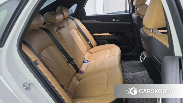 Kia K5 3rd generation 2023 Белый из Кореи, фото 2