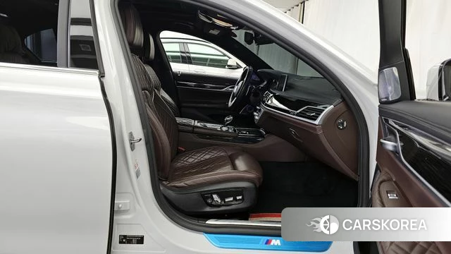 BMW 7 Series (G11) 2019 Белый из Кореи, фото 2