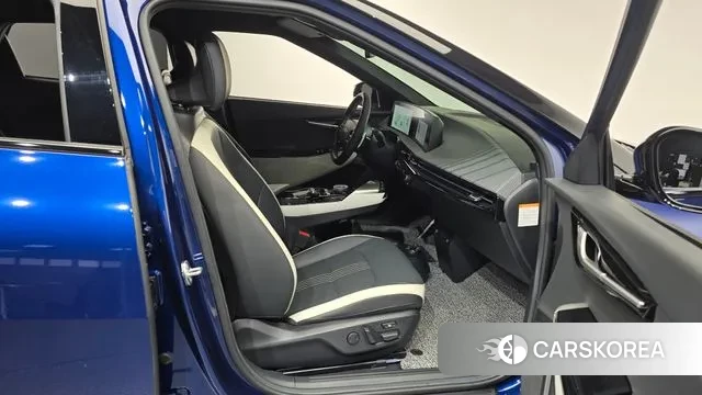 Kia EV6 2023 Синий из Кореи, фото 2