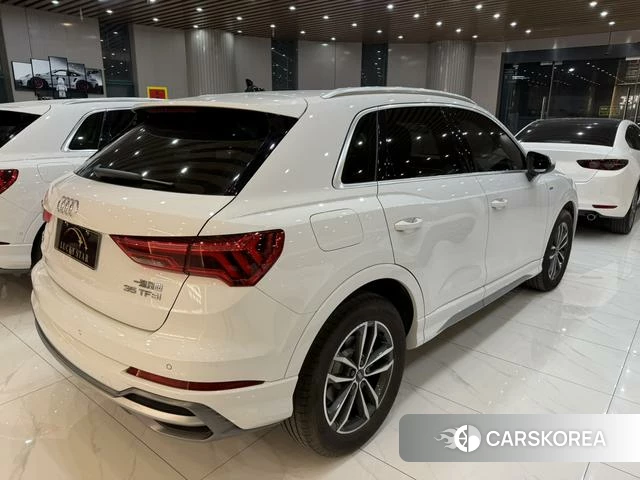 Audi Q3 2023 Белый из Китая, фото 2