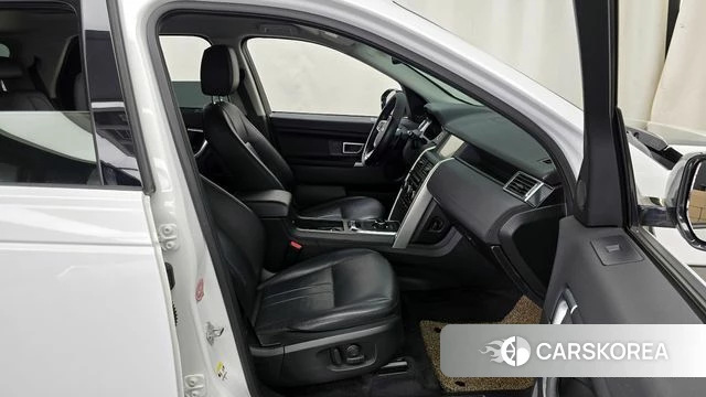 Land Rover Discovery Sports 2019 Белый из Кореи, фото 2