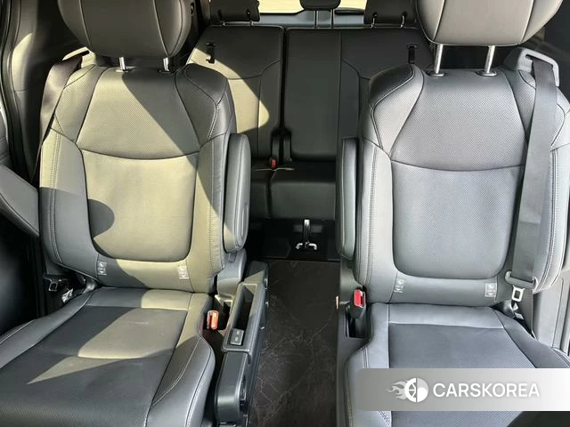 Toyota Saina 2025 Белый из Китая, фото 2